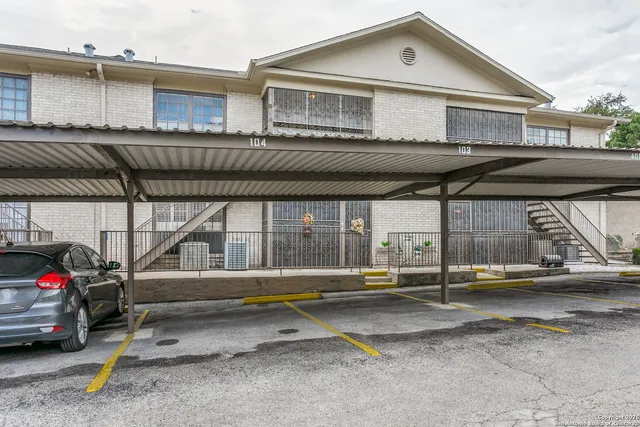 $112,000 | 165 West Rampart Drive, Unit 104, San Antonio, TX 78216