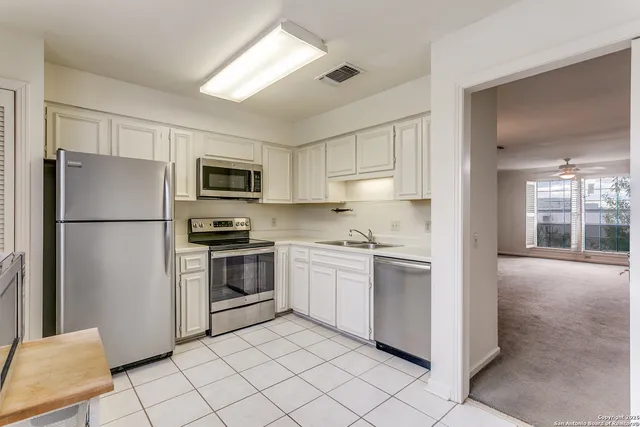 $112,000 | 165 West Rampart Drive, Unit 104, San Antonio, TX 78216