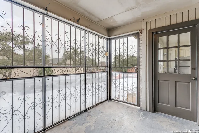 $112,000 | 165 West Rampart Drive, Unit 104, San Antonio, TX 78216