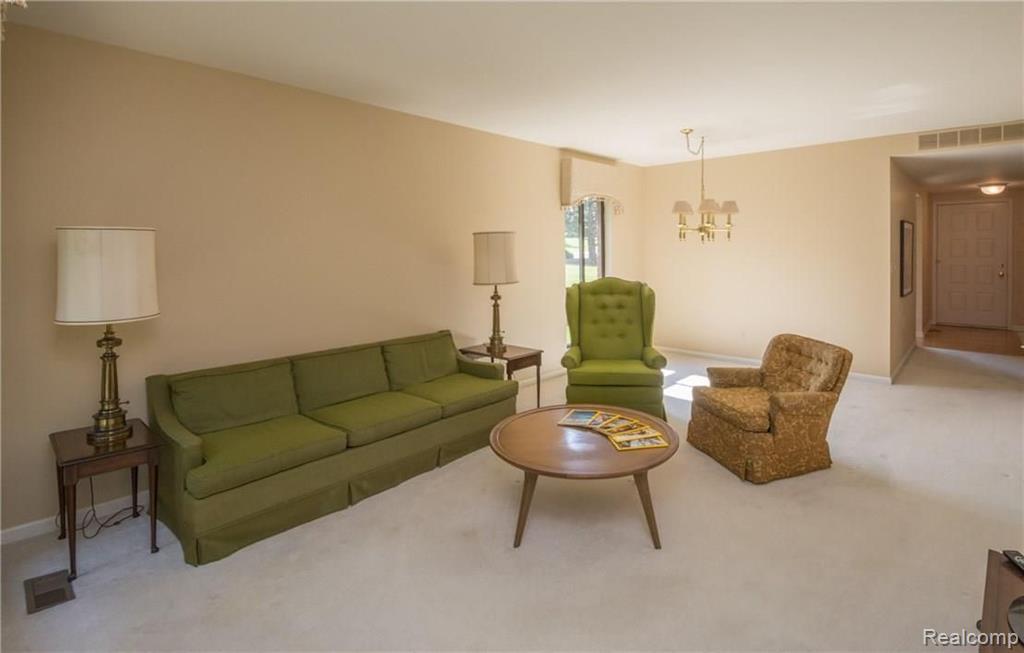 962 Wexford Way Rochester Hills, MI 48307 - Photo 17 of 28