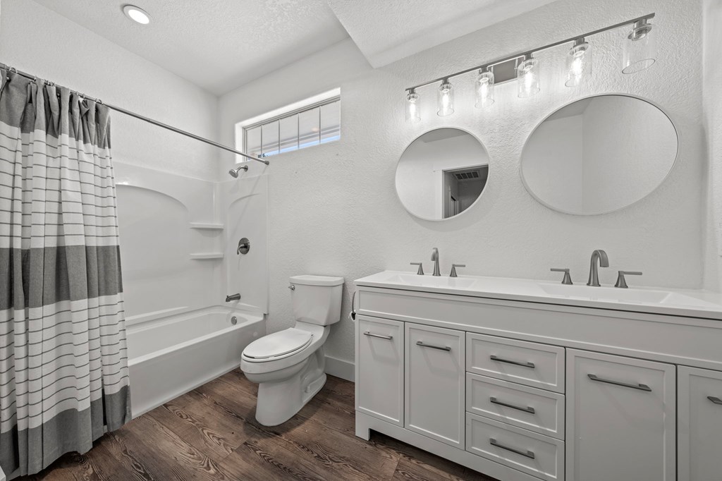 667 Ranch Rim Drive West Ingram, TX 78025 - Photo 27 of 60 3rd Full Bath