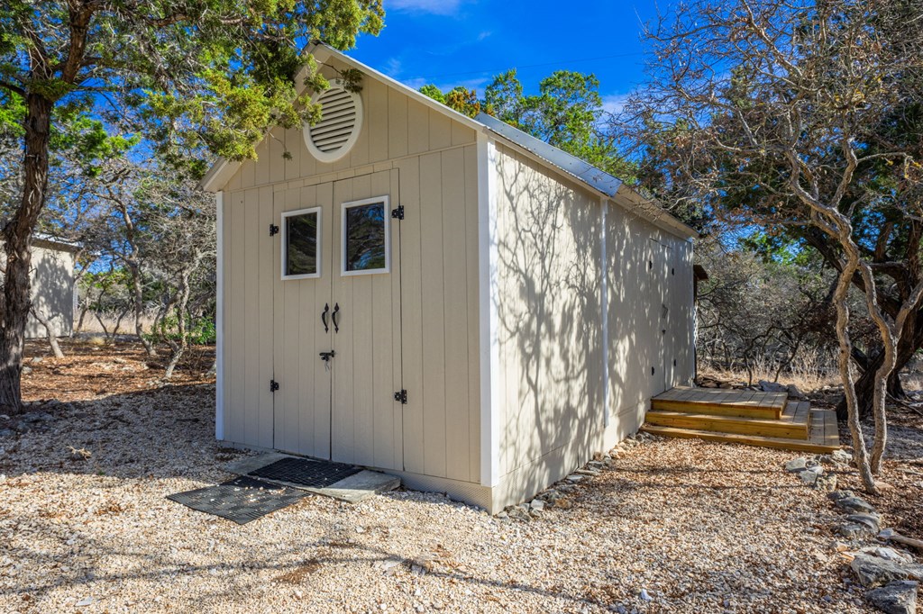 667 Ranch Rim Drive West Ingram, TX 78025 - Photo 43 of 60 Wkshp and Storage unit