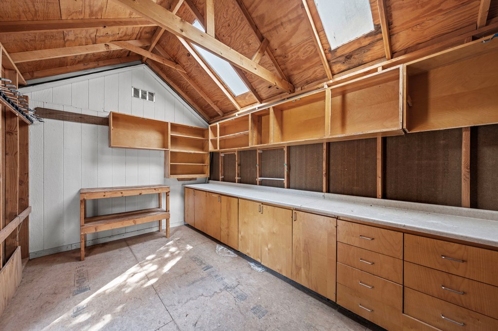 667 Ranch Rim Drive West Ingram, TX 78025 - Photo 44 of 60 Workshop area