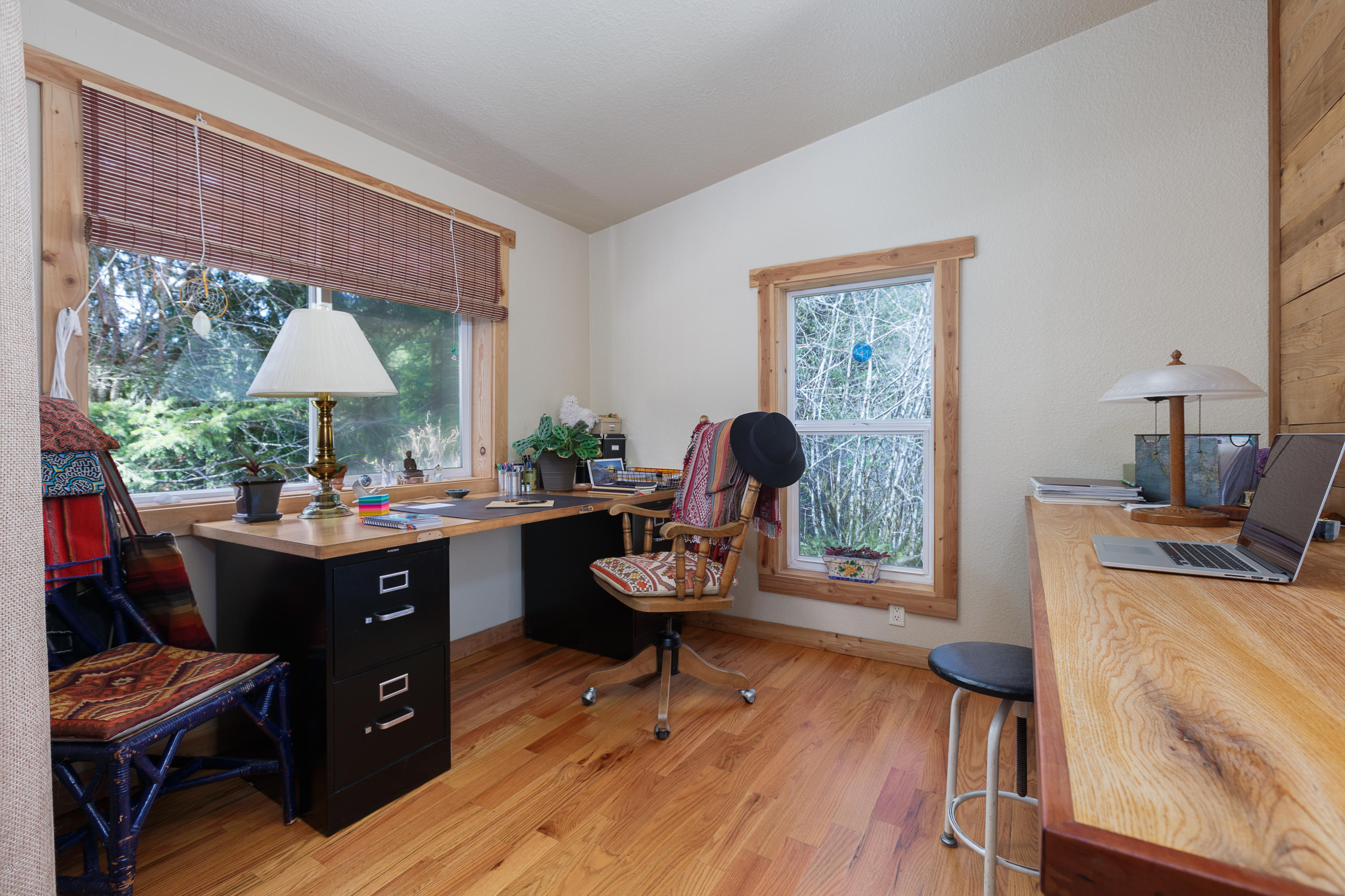 1266 North Yachats River Road Yachats, OR 97498 - Photo 15 of 79 Office/Bedroom