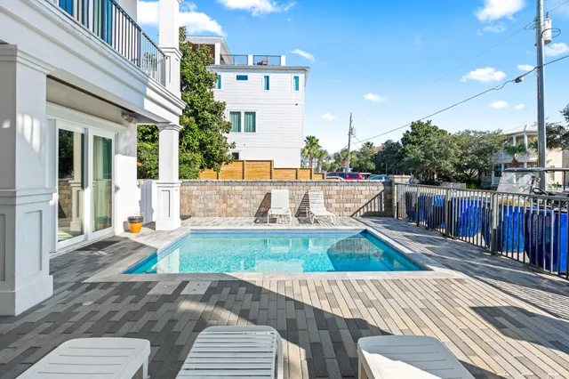 $2,499,000 | 84 Sarasota Street, Miramar Beach, FL 32550