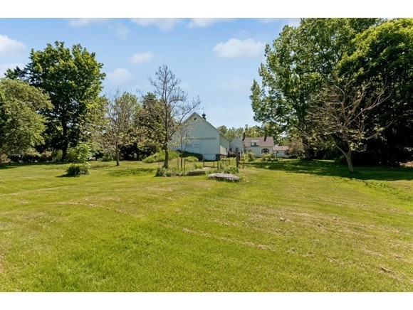 1382 State Road Eliot, ME 03903 - Photo 8 of 36