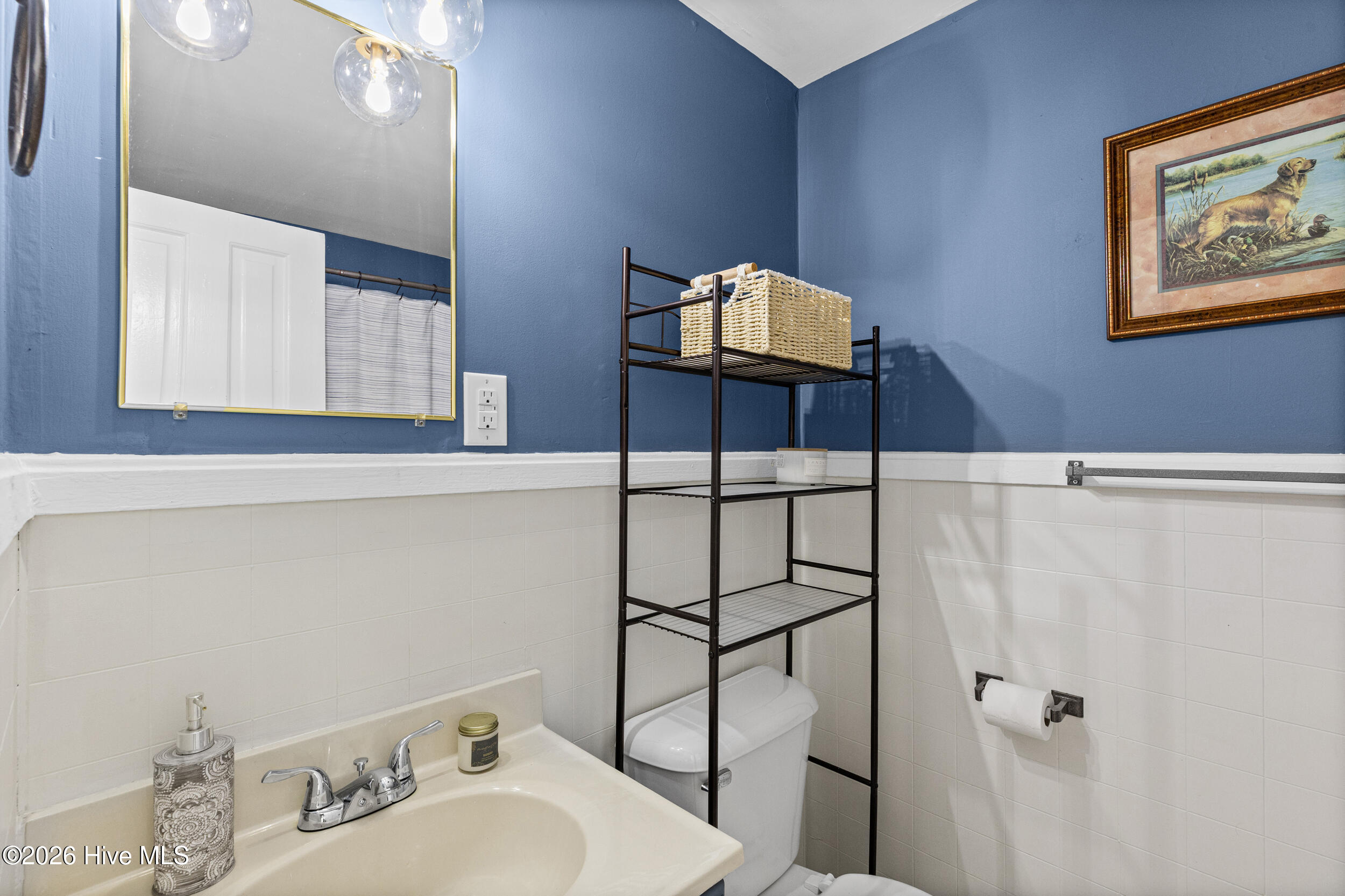 800 Salem Road Thomson, GA 30824 - Photo 31 of 58 Upper level bathroom
