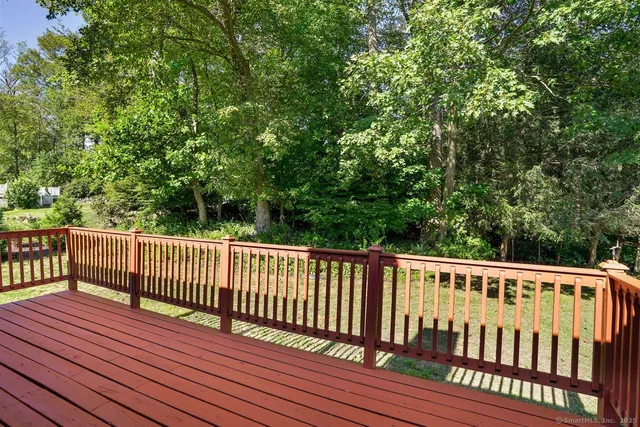 $595,000 | 10 Aragon Drive, Trumbull, CT 06611