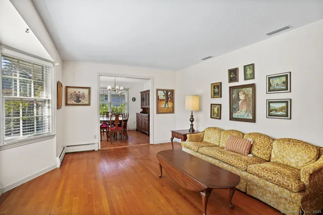 $595,000 | 10 Aragon Drive, Trumbull, CT 06611