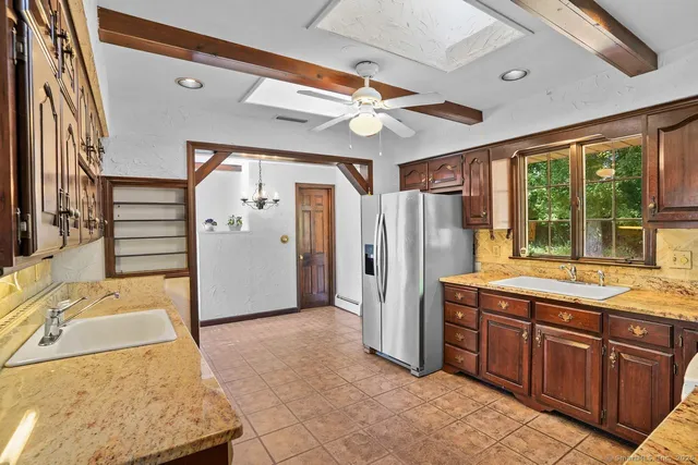 $595,000 | 10 Aragon Drive, Trumbull, CT 06611