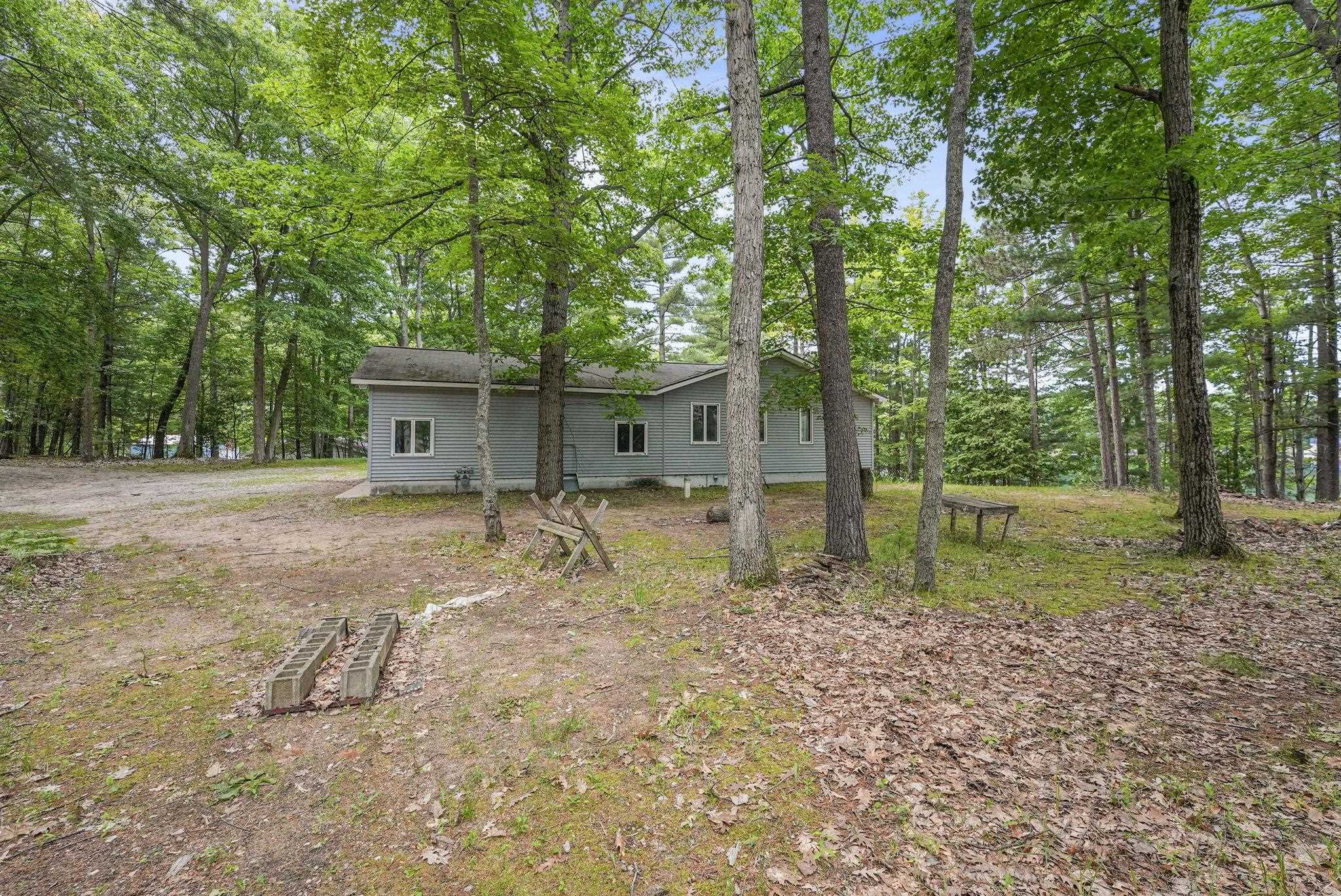 21 High Lake Road Traverse City, MI 49696 - Photo 24 of 57 1949263-f89b2008-e097-47d5-8421-5a5b2959fd8a.JPG