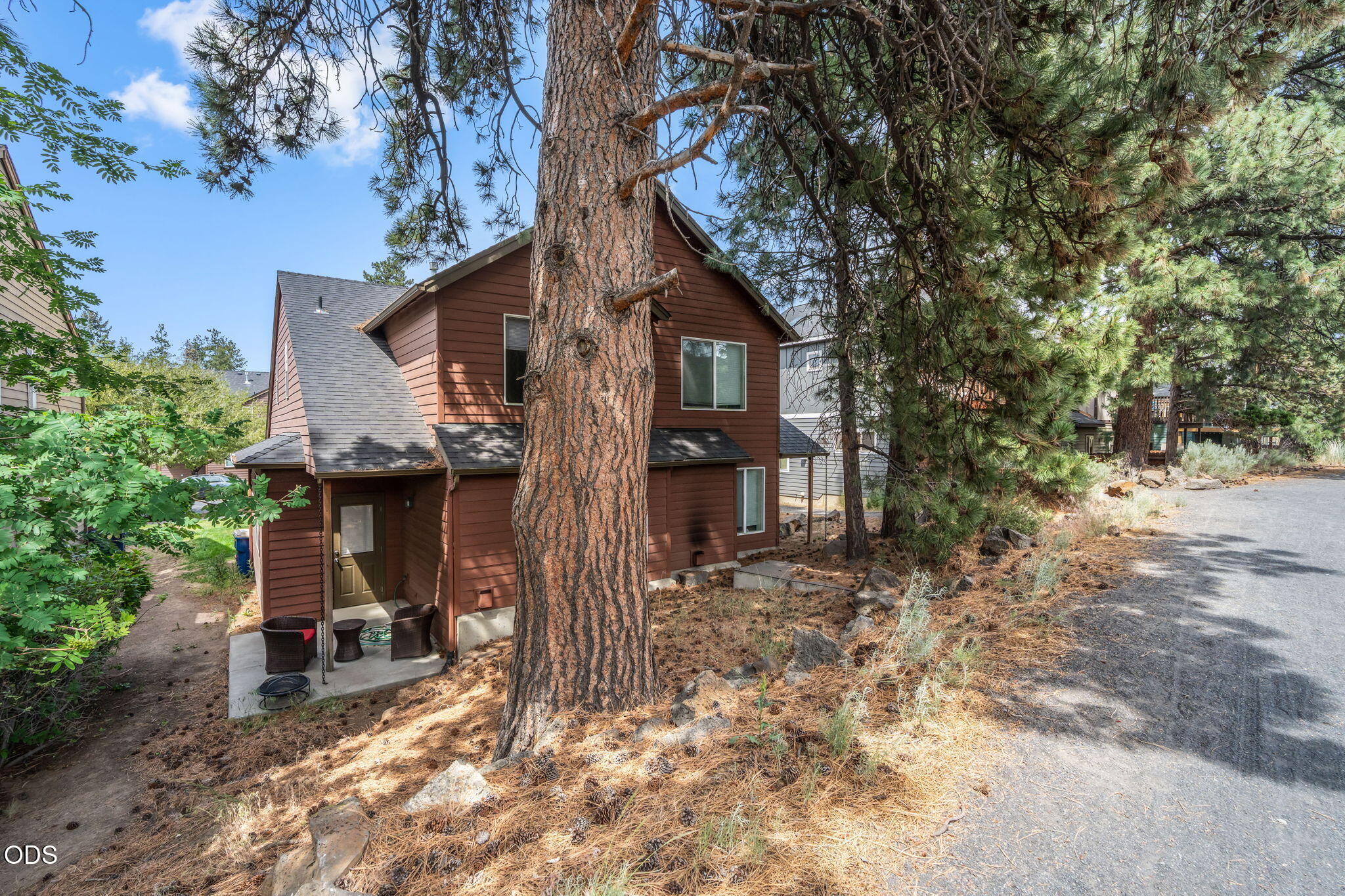 363 Southwest Garfield Avenue Bend, OR 97702 - Photo 20 of 24