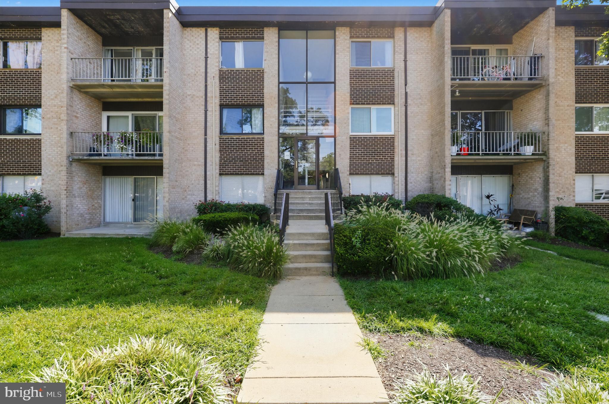 3722 Bel Pre Road, Unit 37223 Silver Spring, MD 20906 - Photo 3 of 18 Gallery Image 3