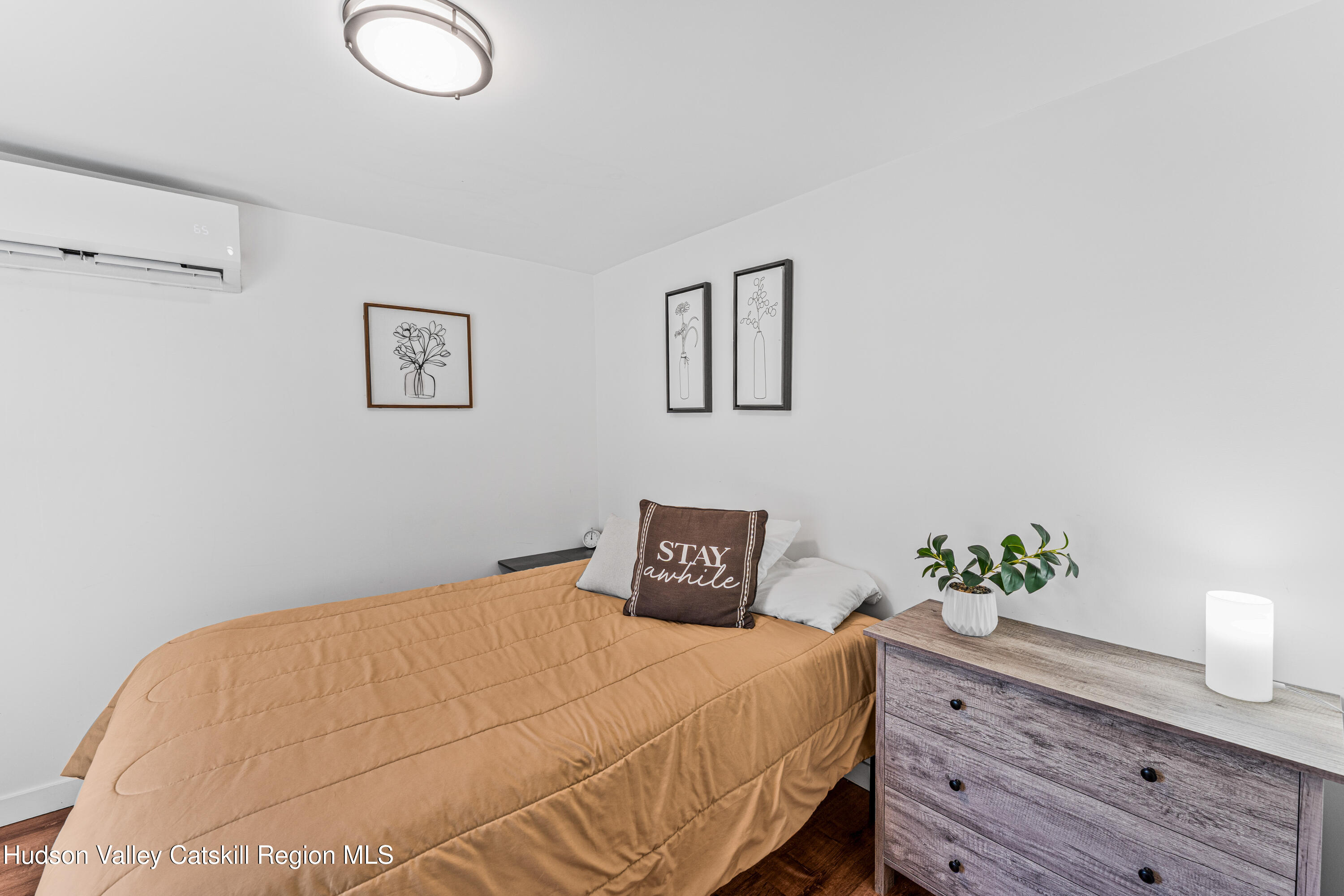 26 Kate Yaeger Road Saugerties, NY 12477 - Photo 6 of 18 DSC06661