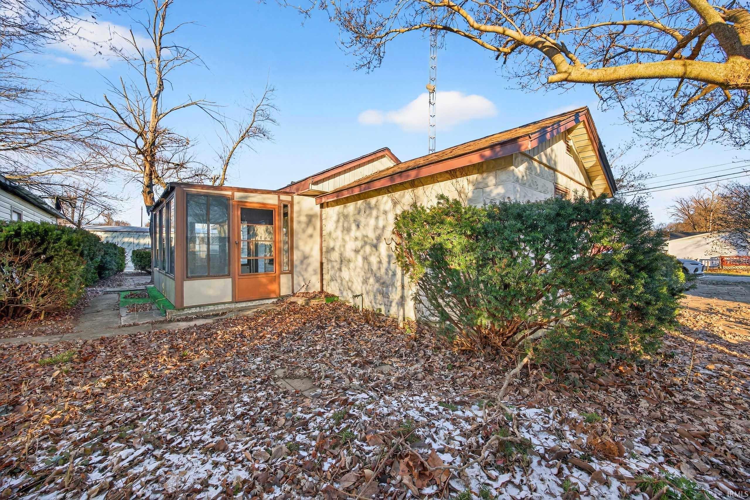 960 Stevens Street Mitchell, IN 47446 - Photo 30 of 36