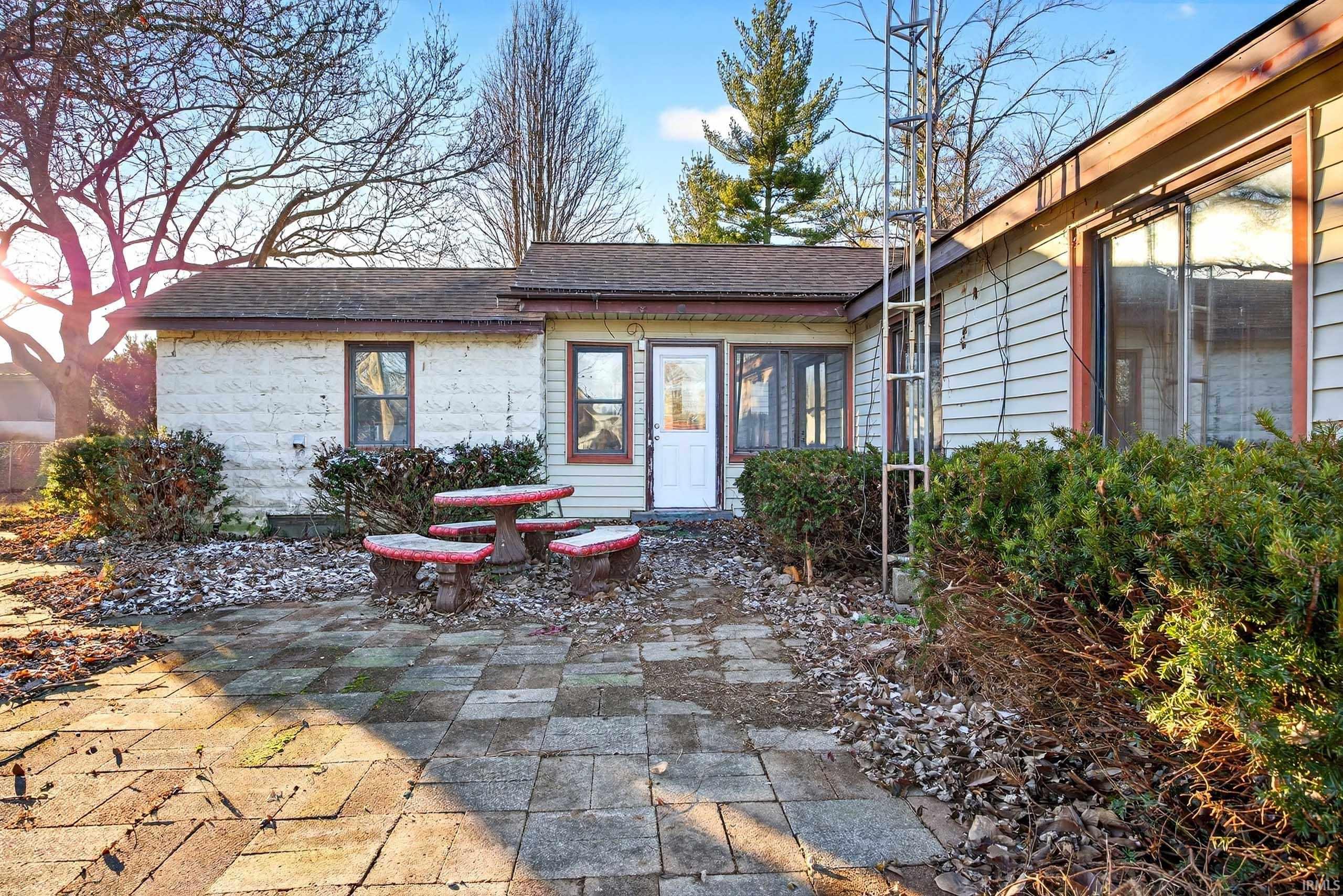 960 Stevens Street Mitchell, IN 47446 - Photo 33 of 36