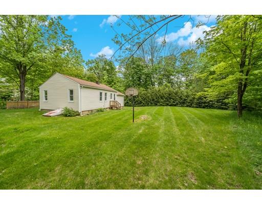 81 Old Bay Road Belchertown, MA 01007 - Photo 6 of 25 Gallery Image 6