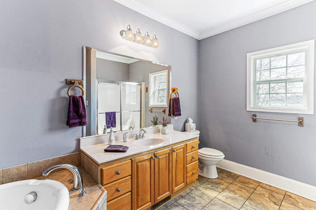 125 New Stillwell Road Springfield, GA 31329 - Photo 17 of 46 Master Bathroom