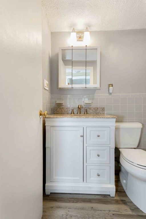 82 Renwick Road, Unit B Wakefield, MA 01880 - Photo 23 of 29 Gallery Image 23
