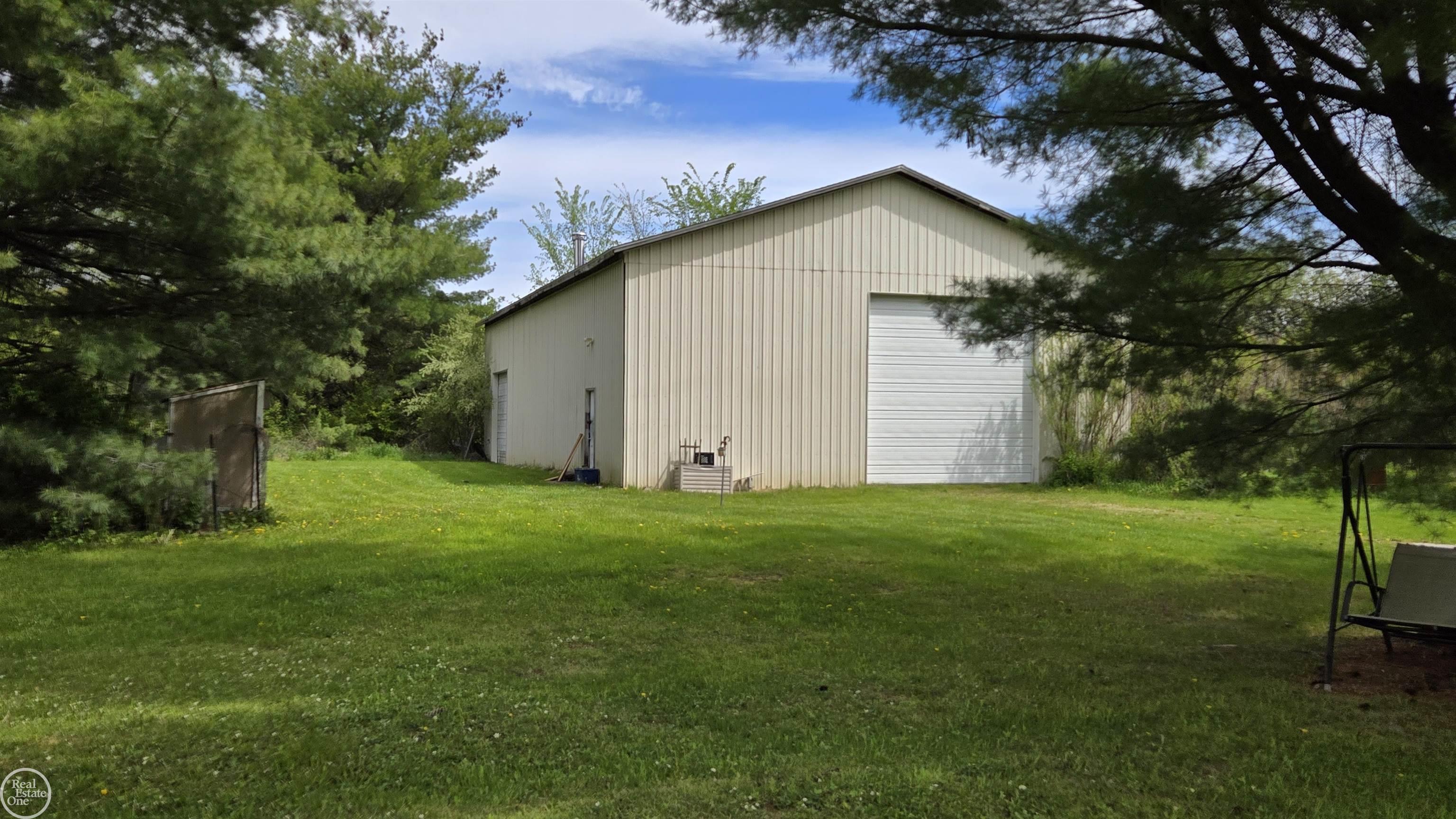 6940 Bryce Road North Street, MI 48049 - Photo 25 of 30 50141526-d93e02c4-162c-43cf-a2f5-fb2ea0d8ed84.JPG