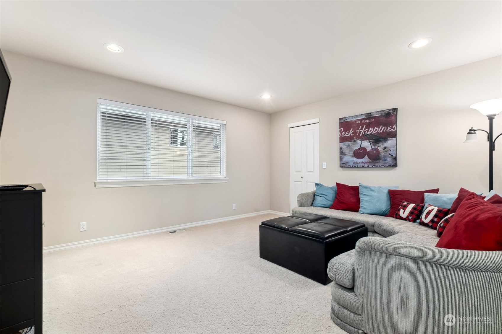 4711 Northeast 1st Court Renton, WA 98059 - Photo 20 of 28 Gallery Image 20