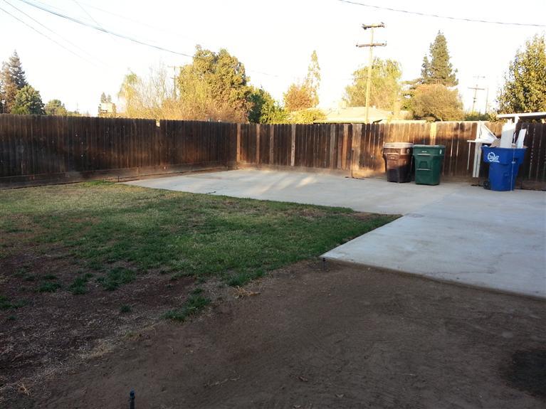 618 Manning Avenue Reedley, CA 93654 - Photo 8 of 24