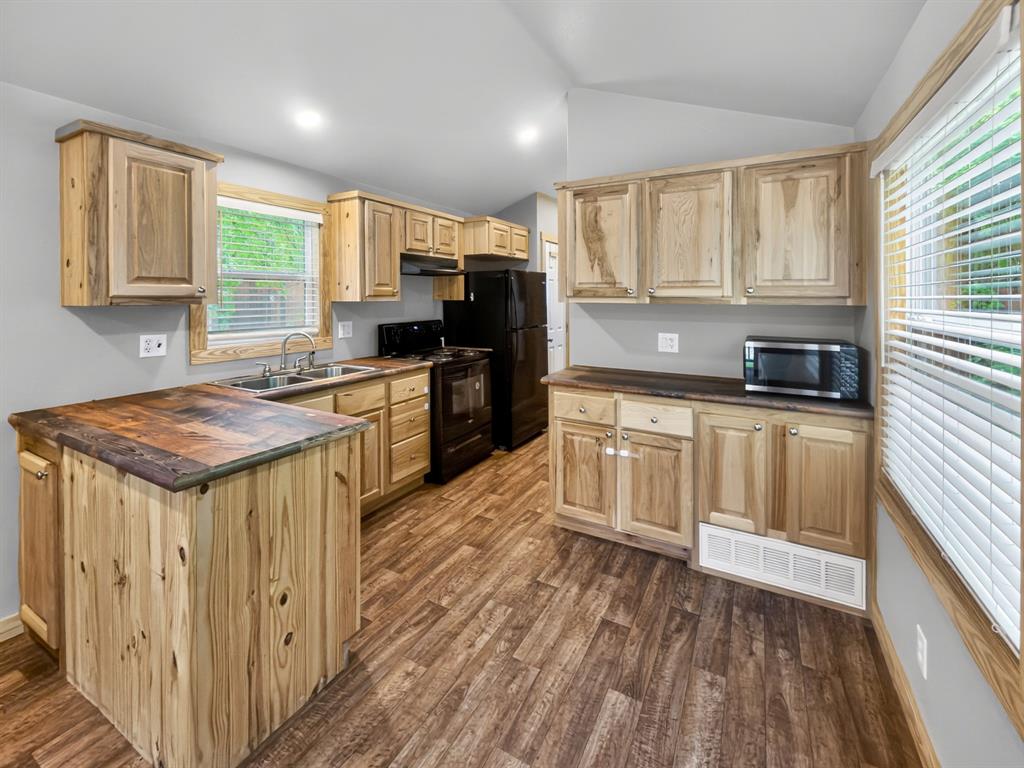761 Paxton Road Gunter, TX 75058 - Photo 4 of 8