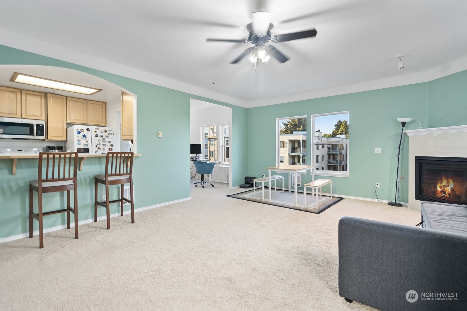 3271 Southwest Avalon Way, Unit 403 Seattle, WA 98126 - Photo 6 of 29 Gallery Image 6