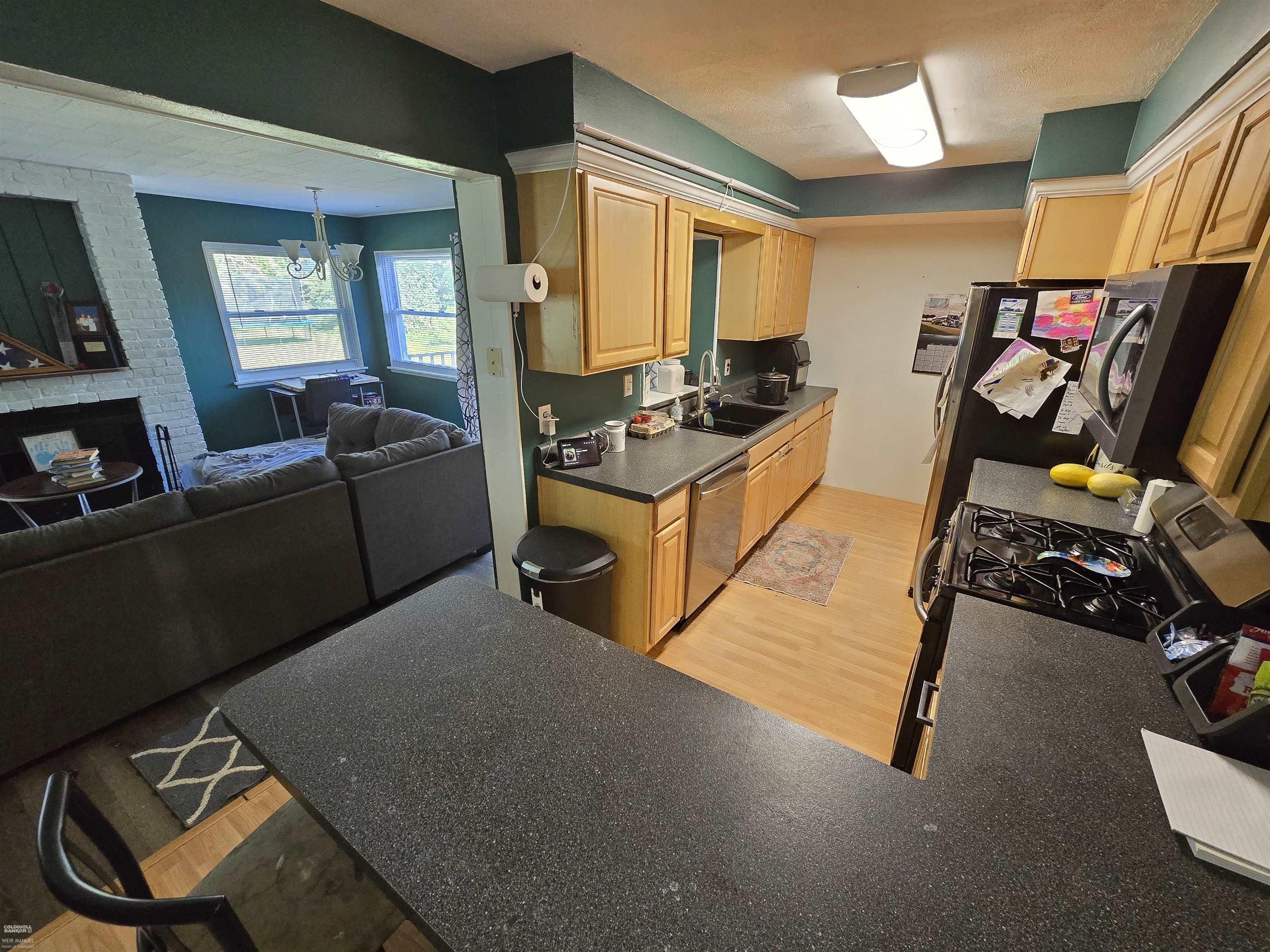 23221 Dale Allen Street Clinton, MI 48035 - Photo 6 of 19