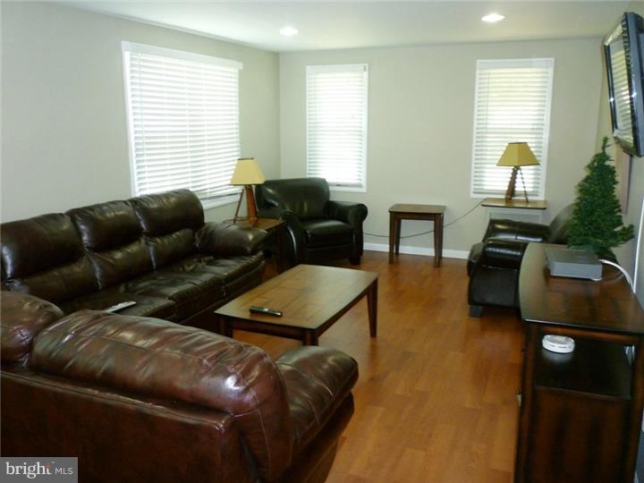 4433 Church Road Mount Laurel, NJ 08054 - Photo 3 of 15 Living Room