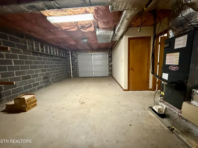 $360,000 | 6909 Bridle Court, Knoxville, TN 37921