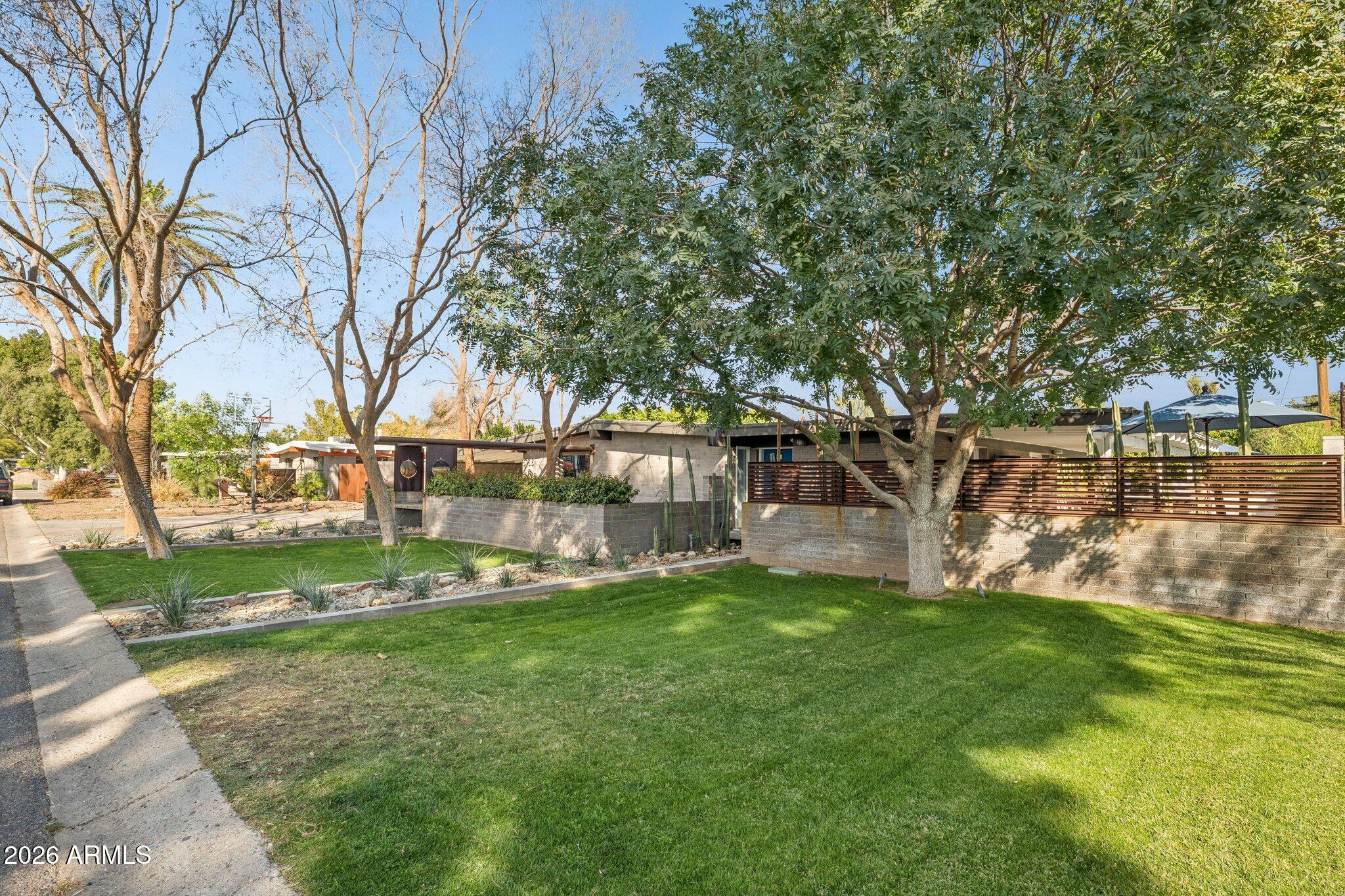 5735 North 11th Street Phoenix, AZ 85014 - Photo 56 of 60 72-web-or-mls-5735-north-11th-st