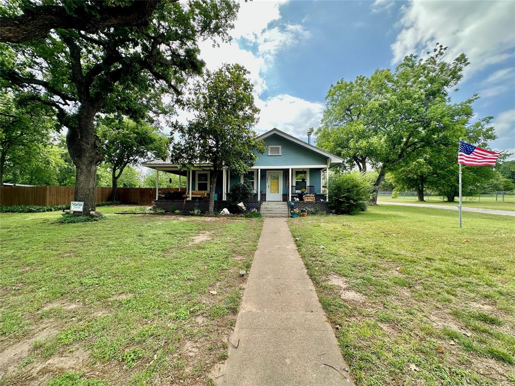 121 North Homer Street Ranger, TX 76470 - Photo 10 of 37