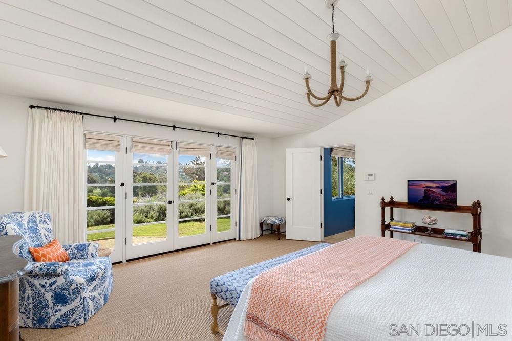 17301 Los Morros Rancho Santa Fe, CA 92067 - Photo 8 of 14