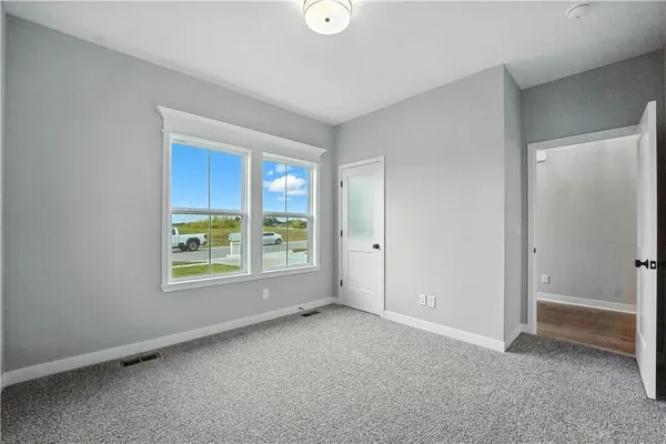 $674,900 | 10504 North Mulberry Street, Kansas City, MO 64155