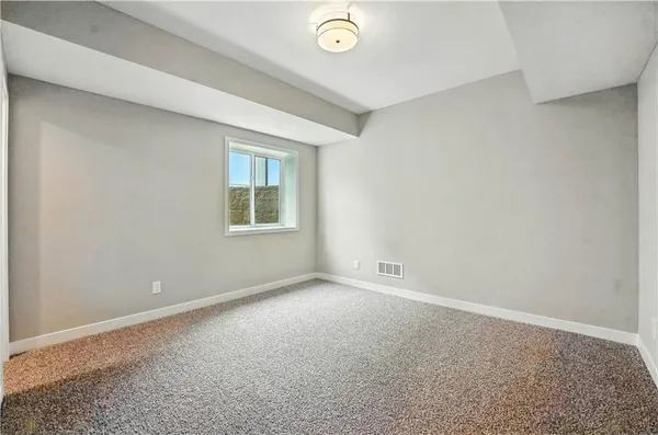 $674,900 | 10504 North Mulberry Street, Kansas City, MO 64155
