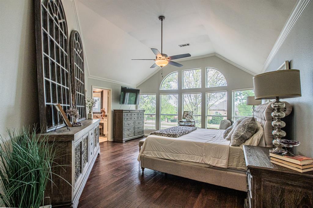 3240 Paddock Circle Flower Mound, TX 75022 - Photo 26 of 38 2nd Floor Primary Bedroom