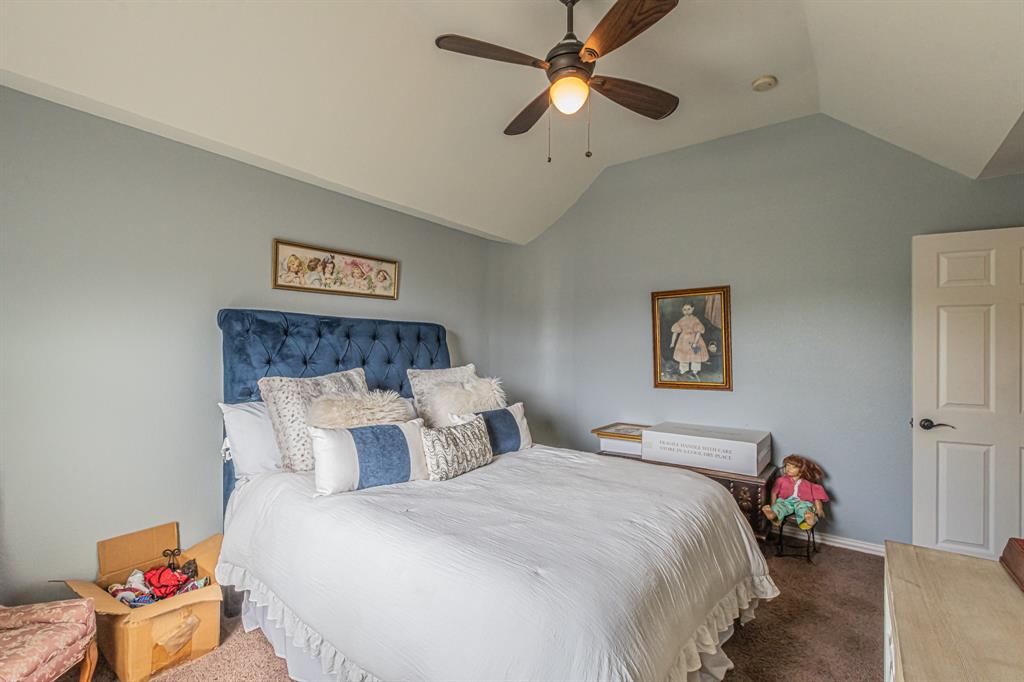 3240 Paddock Circle Flower Mound, TX 75022 - Photo 34 of 38 2nd Floor Bedroom