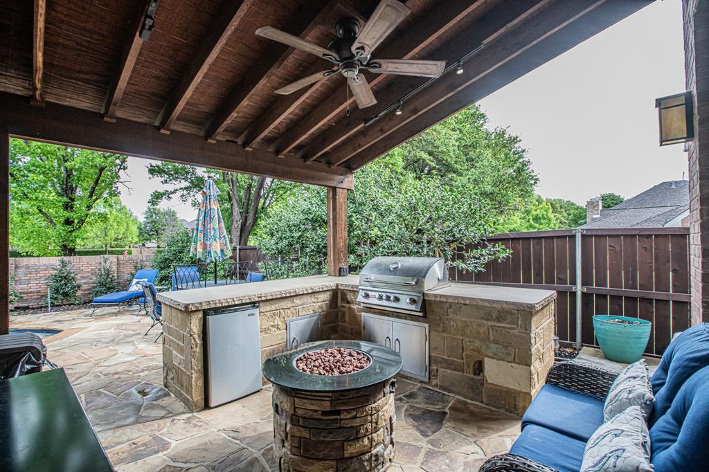 3240 Paddock Circle Flower Mound, TX 75022 - Photo 6 of 38 Patio for Grilling