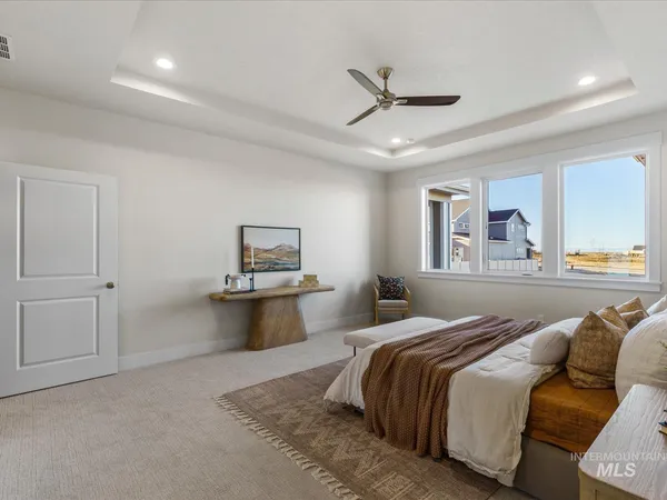 $699,900 | 375 South Strut Way, Boise, ID 83716