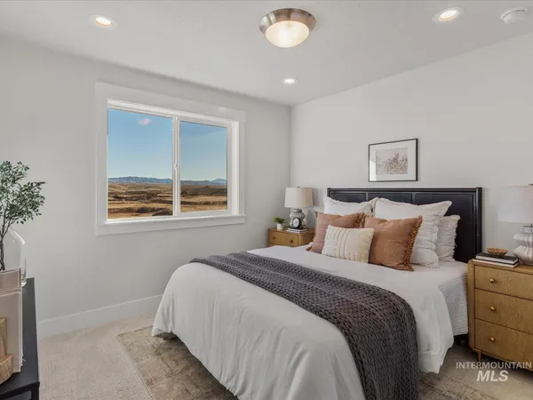 $699,900 | 375 South Strut Way, Boise, ID 83716