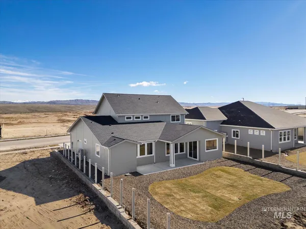$699,900 | 375 South Strut Way, Boise, ID 83716