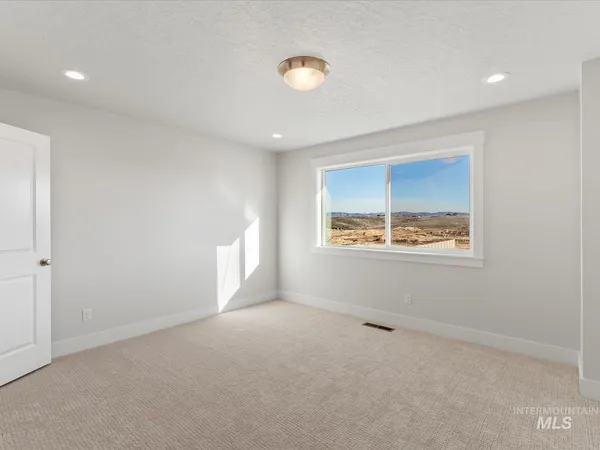 $699,900 | 375 South Strut Way, Boise, ID 83716