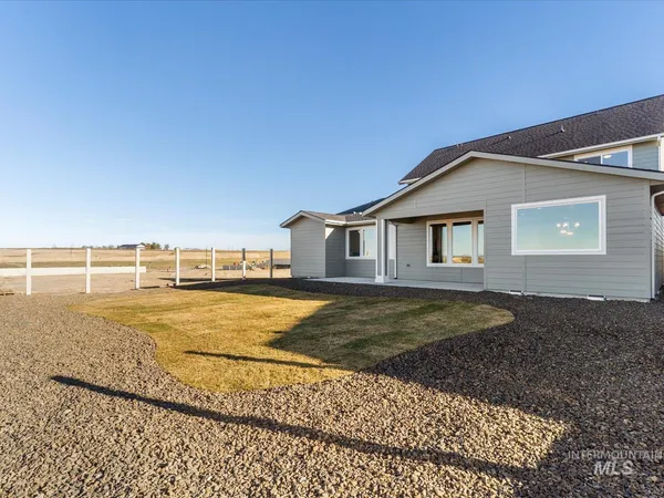 $699,900 | 375 South Strut Way, Boise, ID 83716
