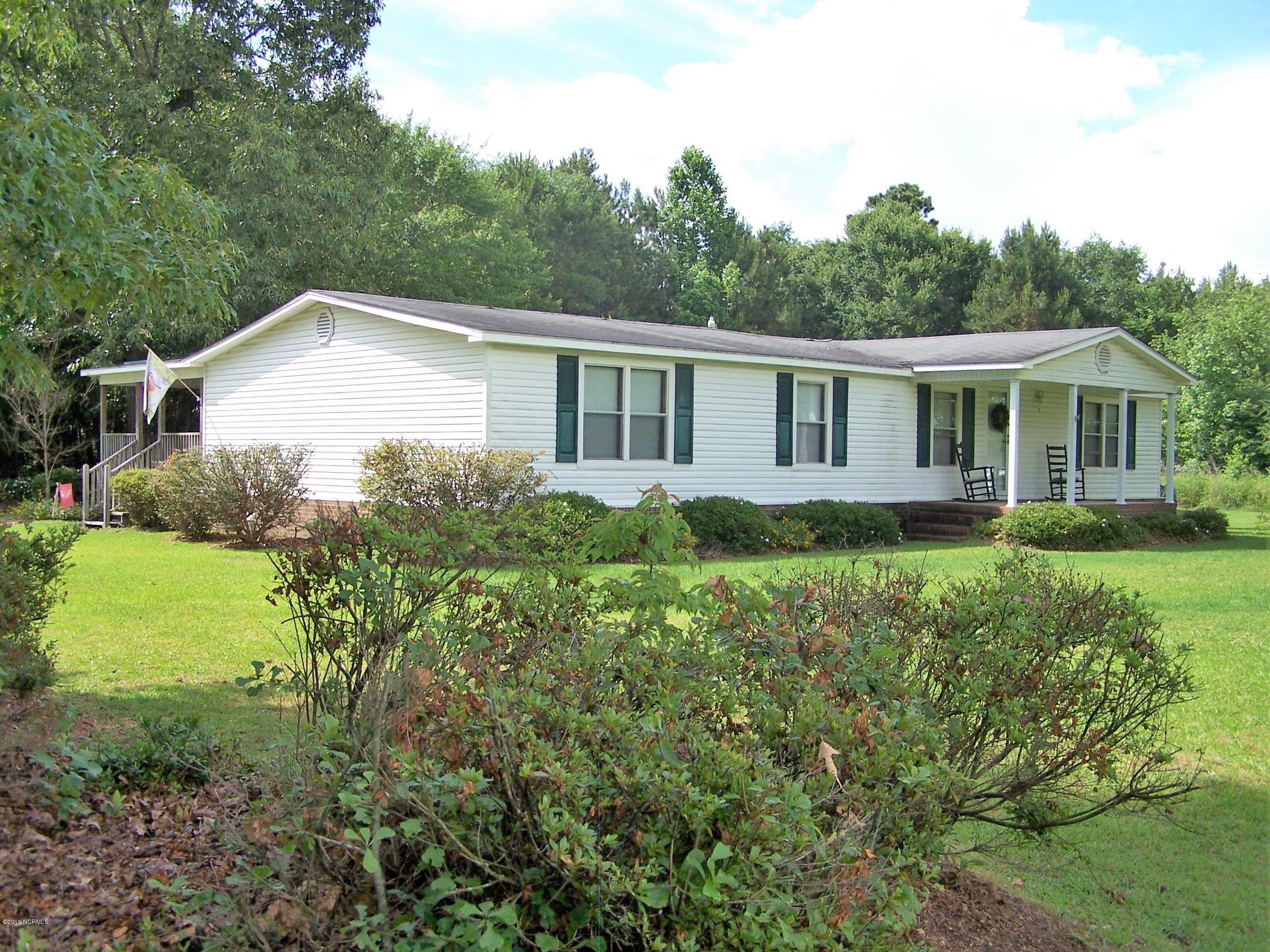 1041 Cecil-Odie Road Clinton, NC 28328 - Photo 1 of 25 100_5566