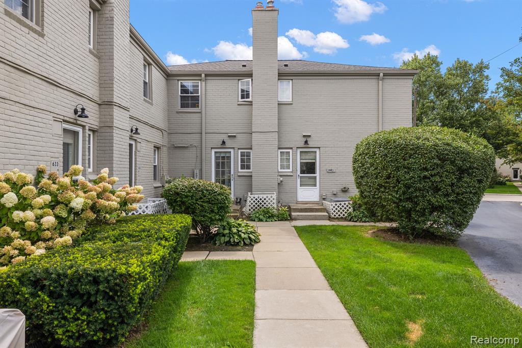 1807 Graefield Road Birmingham, MI 48009 - Photo 47 of 55