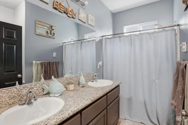 $399,900 | Undisclosed Address, Bakersfield, CA 93307