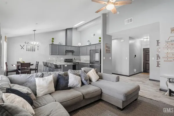 $399,900 | Undisclosed Address, Bakersfield, CA 93307