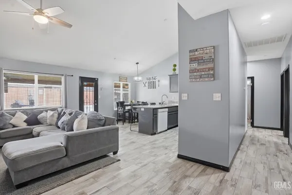 $399,900 | Undisclosed Address, Bakersfield, CA 93307