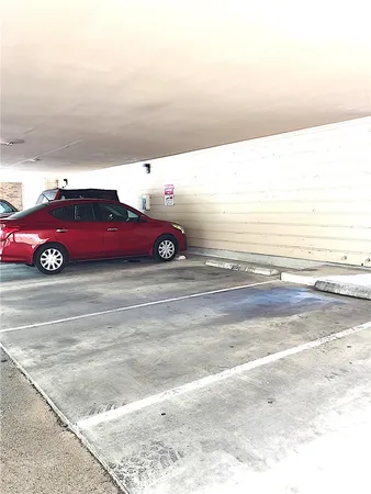 $1,350 | 2210 Pearl Street, Unit 304, Austin, TX 78705